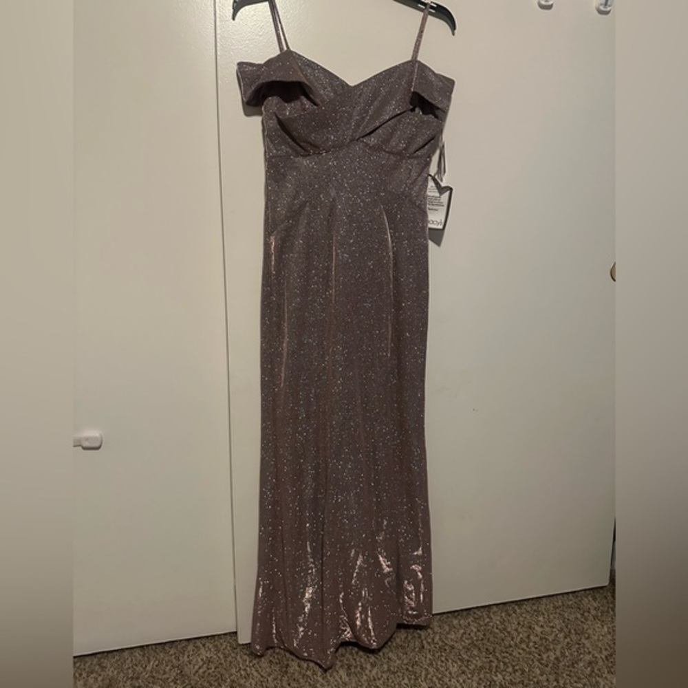Elegant Glittering Off-Shoulder Prom Dress